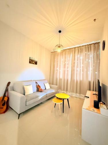 Iconic Regency Service Residences - Bee's Home, Bayan Lepas