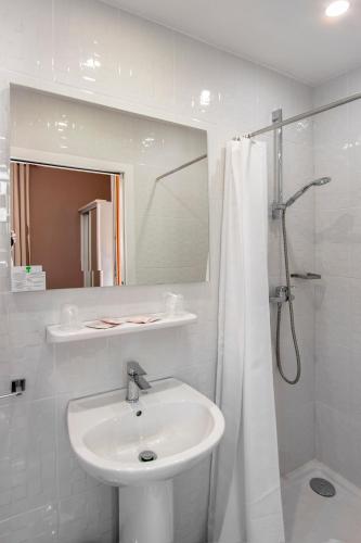 Hotel Lepante - image 10