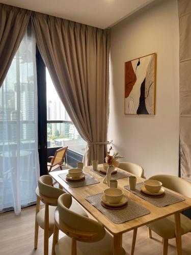 Arcoris SOHO Mont Kiara 2B2B Home Stay - image 7