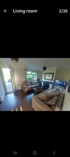 0ne bed house on private road in Lusk