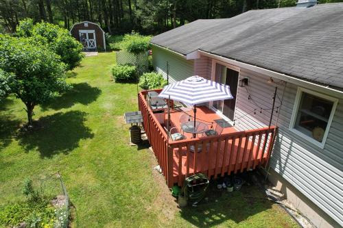 Catskills Getaway 3BR Retreat with Media Room, Near Casino, Bethel Woods and More