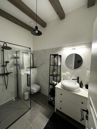 Loft Ház (Loft Haz) in บูไดวารอส