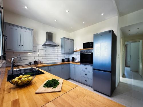 Kitchen, Villa Karneios in Voukolies