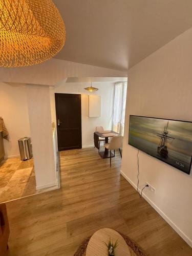 Cocon Écorce & Mandarine (Cocon Ecorce & Mandarine) in Joigny