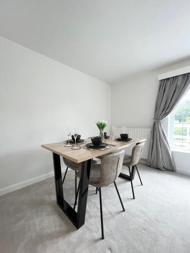 Lovely 2-Bedroom New Forest apartment on a Farm in นิวมิลตัน