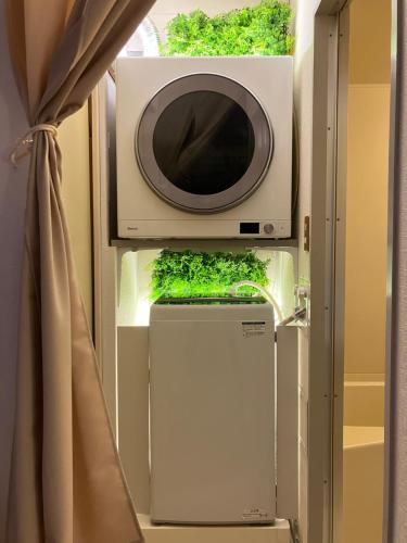 Central Osaka Shinsaibashi with Gas Dryer and Over 100 Inch Screen Projector Netflix