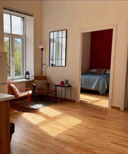 Cozy Riga Home with FREE Backyard Parking - near Old Town!, Riga (Foto 2)