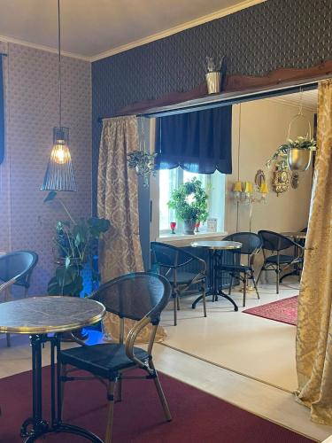 餐廳, Hotel Merikruunu in 凱米恩薩里