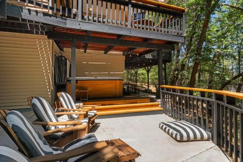 Getaway with Hot Tub, EV Charger