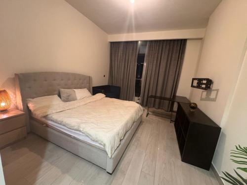 Azizi Riviera Luxury Studio with Grand Balcony, Дубай (фото 2)