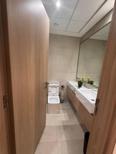 Azizi Riviera Luxury Studio with Grand Balcony, Дубай (фото 4)