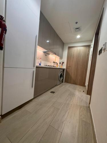 Azizi Riviera Luxury Studio with Grand Balcony, Дубай (фото 5)