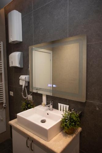 Villa Klaus Center Hotel, Tirana (zdjęcie 11)