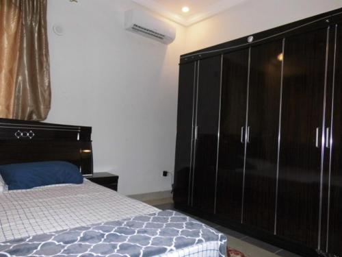 Kfam04 Apts in 薩拉昆達