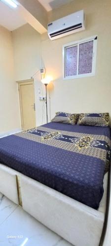Quick home, Al Ajn
