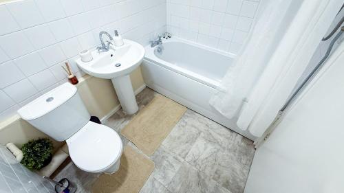 FREE PARKING l sleeps 4 l WI-FI l City Flat, Birmingham (photo 9)