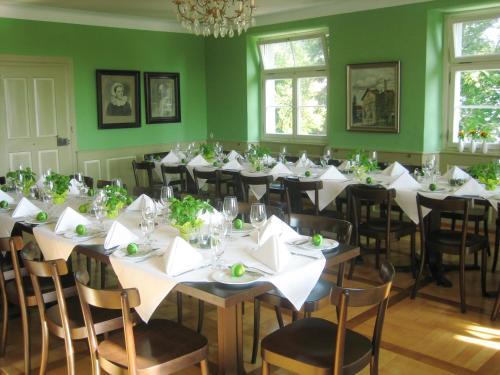 ห้องอาหาร, Brauereigasthof Reiner in โลเชา ไบ เบรเกินซ์