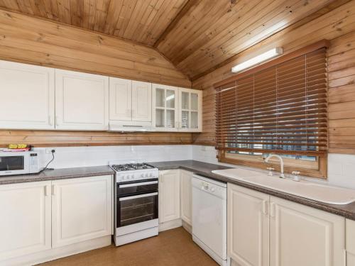 Batemans Bay Marina Resort Room Type - Standard Ocean View Three-Bedroom Villa