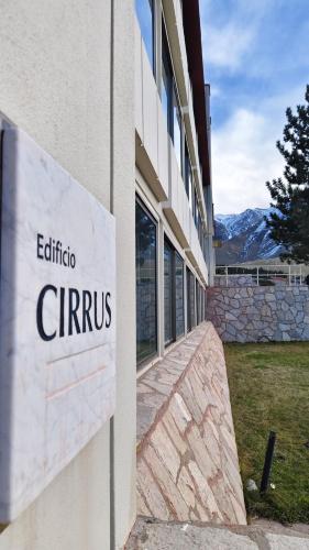 Studio 4 pax, Edificio Cirrus in 拉斯雷納斯