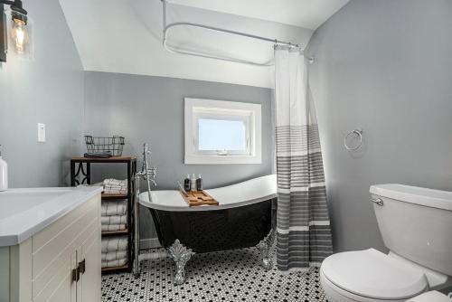 Relaxing Ski & Soak Getaway