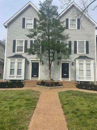 Luxury Townhouse On Music Row - Downtown Nashville