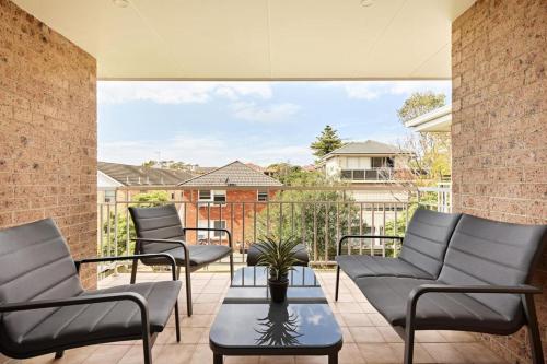 Seascape - Luxury Apartment near Cronulla Beach - image 3