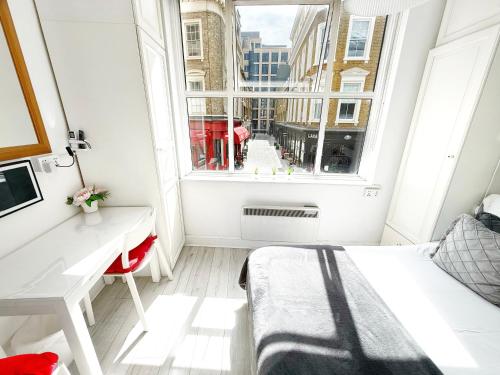Luxurious Apartment with Patio in Covent Garden, Londyn (zdjęcie 8)