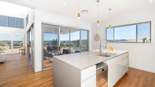 The Family Tide in Port Stephens