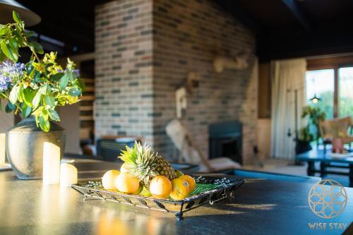 Arcadia  Stunning  Manor | Tennis & Pool & Hottub in Berowra