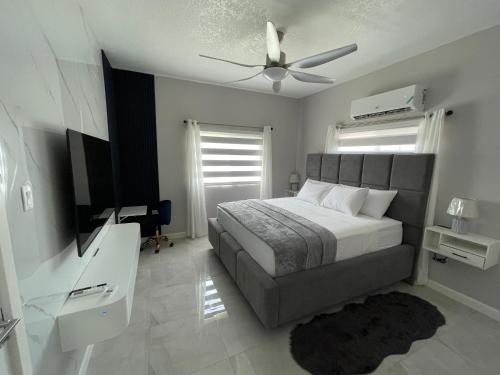 Joy Estate Villa Portmore in Spanish Town