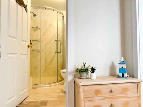 Peaceful Lily Pad Cottage In Hubbards in Blandford (NS)