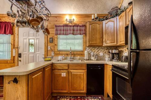 Amberwood - image 2