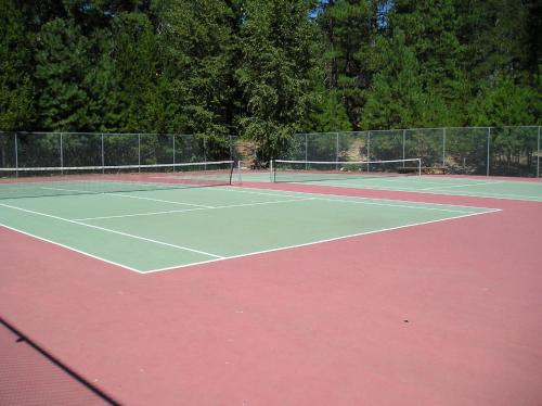 Leavenworth Camping Resort Lakeview Lodge 2 - image 3