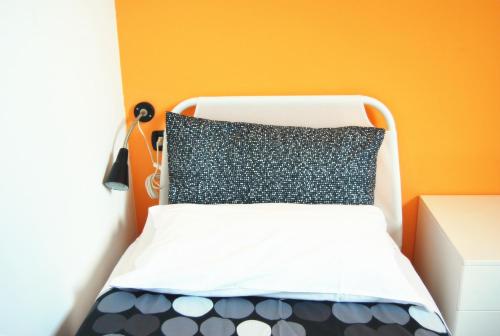 Mio Hostel Room Type - Twin Room