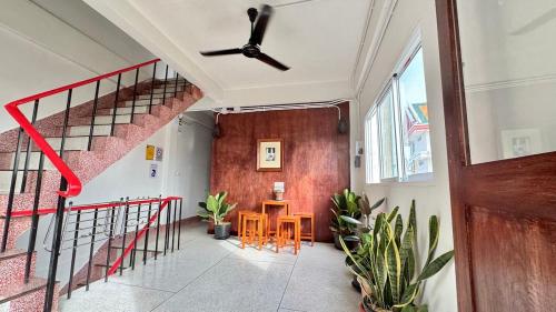 Baan PadSeeEw - Rooftop Riverview 3rd floor, Thon Buri