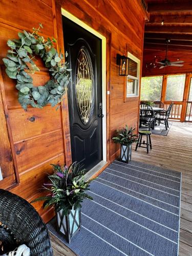 Holiday Sale-cabin In Sylva Wcuwififireplace! in Sylva, USA