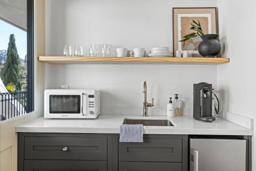 Casa Jardin - Boutique Suites in Downtown Santa Barbara