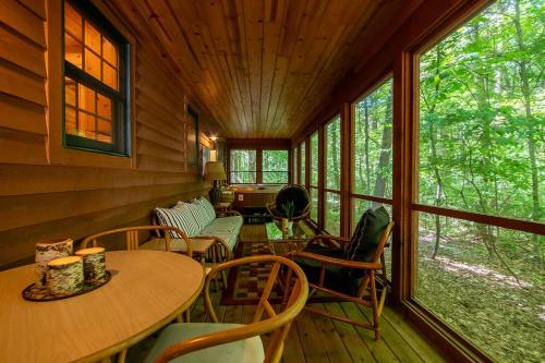 Cedarwood Lodge Community Pool! - image 11