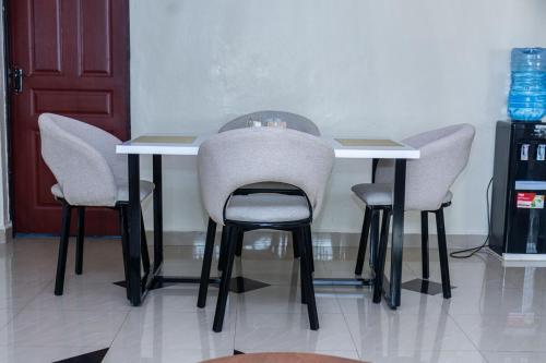 設施, Shanvin Homes - 2 bedroom Apartment near Rupa Mall, Noble Hotel,Poa PLace & Key Hospitals in 埃爾多雷特