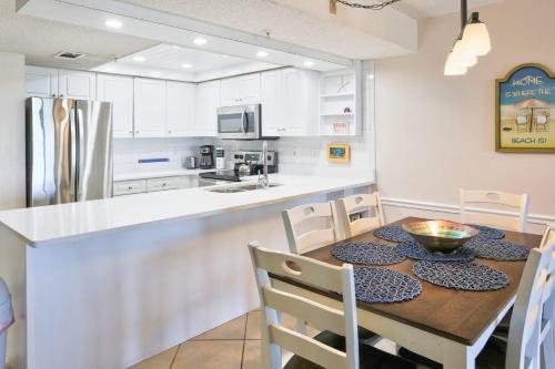 402 - Sandy Shores - image 8