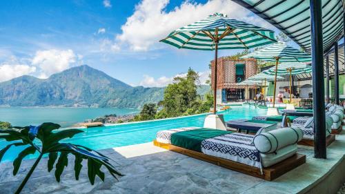 餐廳, 帕庫邦金塔馬尼 (Pakubon Kintamani) in 金塔瑪尼