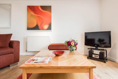 PREMIER SUITES Newcastle - image 13