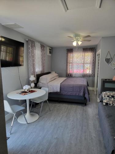 Hospédate con estilo y comodidad
