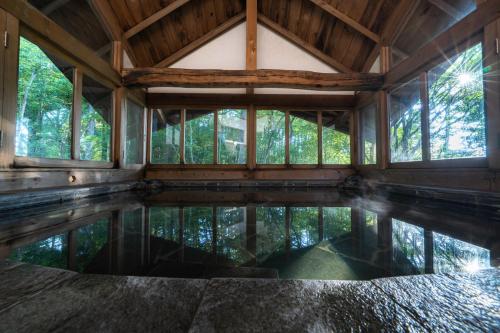 1日1組様限定 最大20名様 源泉掛け流し半露天温泉付き Villa洗心庵, Azumino