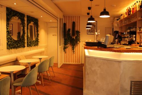 Hotel Le Port Neuf