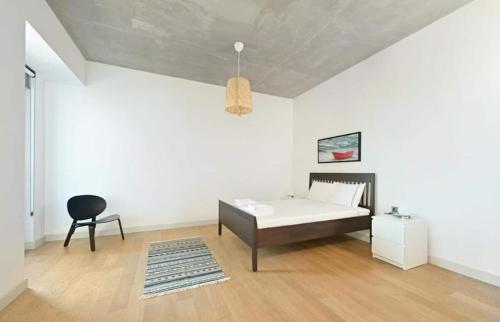 Bright Lovely Modern 2BD25 Condo PoolGym! #220, Стамбул (фото 9)