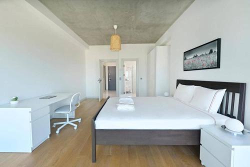 Bright Lovely Modern 2BD25 Condo PoolGym! #220, Стамбул (фото 7)
