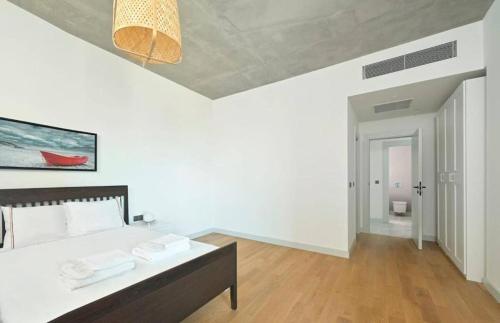 Bright Lovely Modern 2BD25 Condo PoolGym! #220, Стамбул (фото 10)