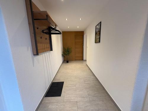 ทางเข้า, Modernes Serviced Apartment - FeWo Land Idyll in บาด เดือร์นแบร์ก