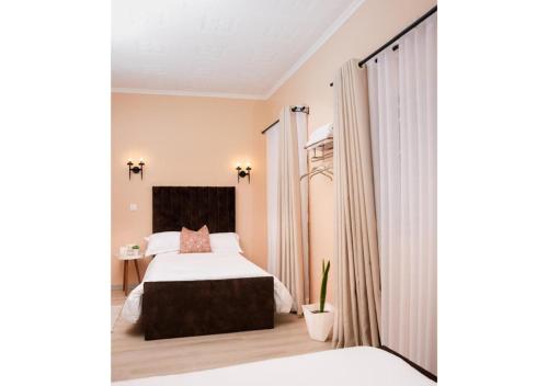 The Petal Pouch, Naivasha in Naivasha
